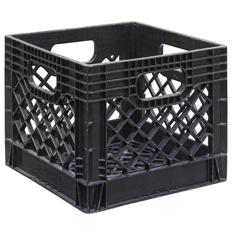 Beverage crates for cleaning and repairs at Boxsys